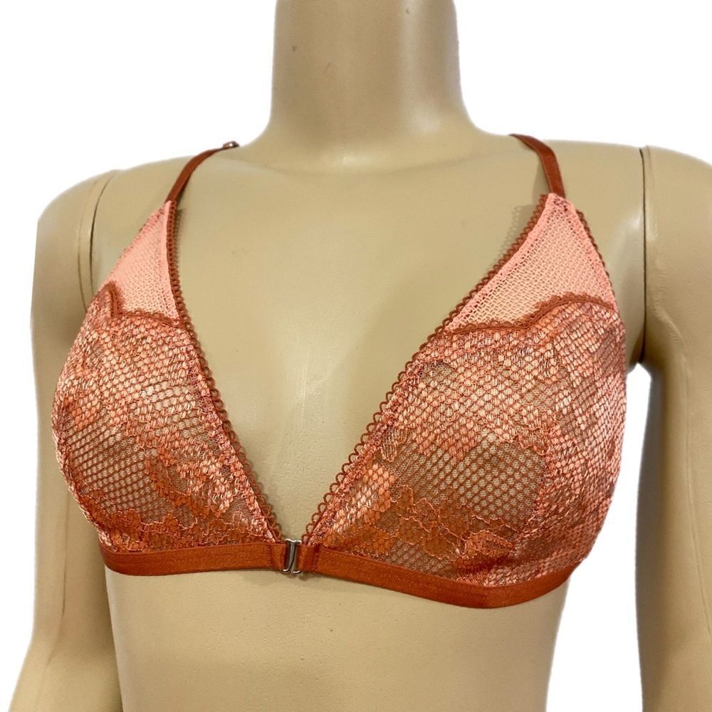 Victoria’s Secret Dream Angels Wireless Lace Unlined Triangle Bralette ginger M